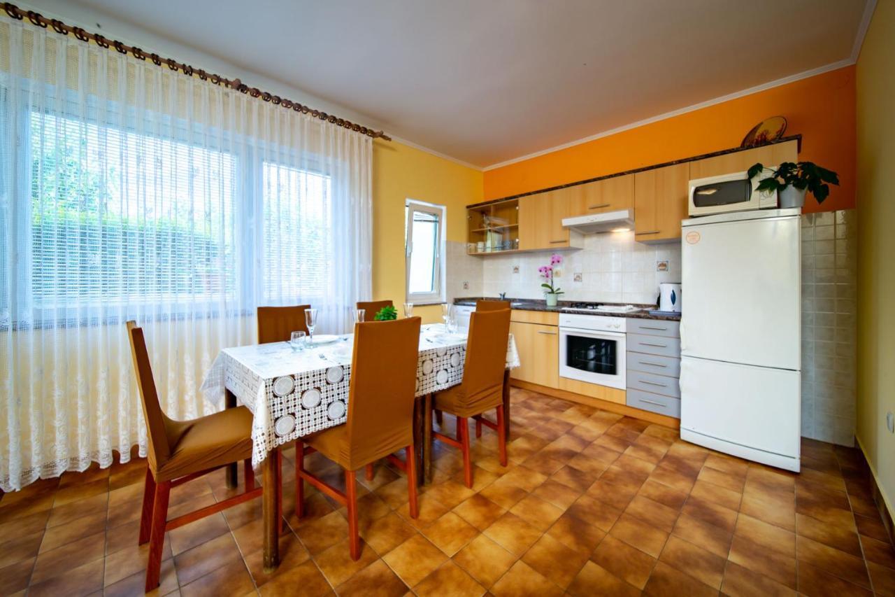 Kastell Apartments Lopar Exteriér fotografie